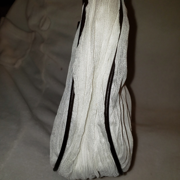 Cute white Shoulder bag - Picture 3 of 8